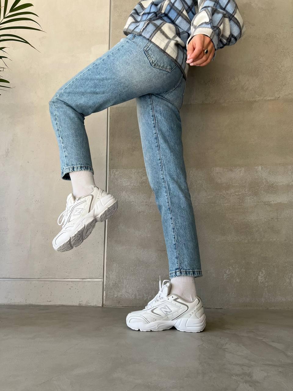 New Balance 452 WX White