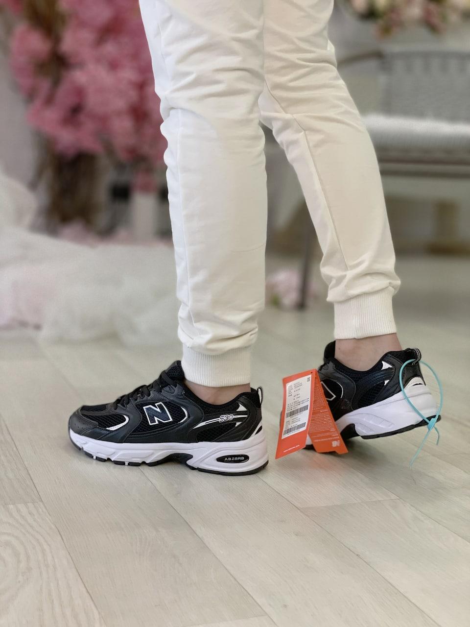 New Balance 530 Black White