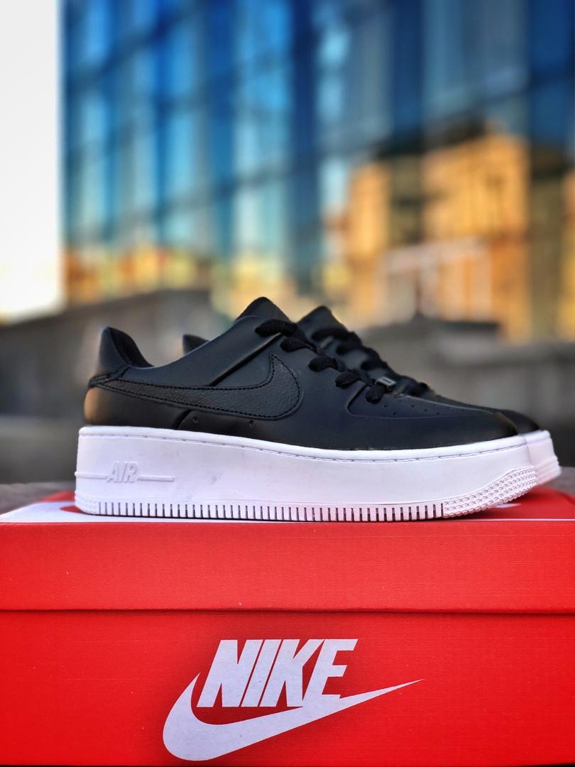 Nike Air Force 1 Black White Sage (высокая подошва)