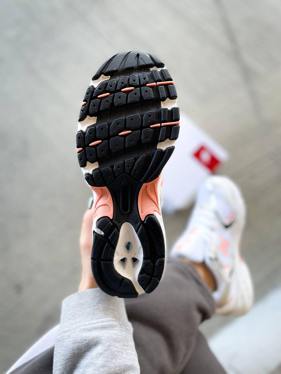New Balance 530 White Silver Orange