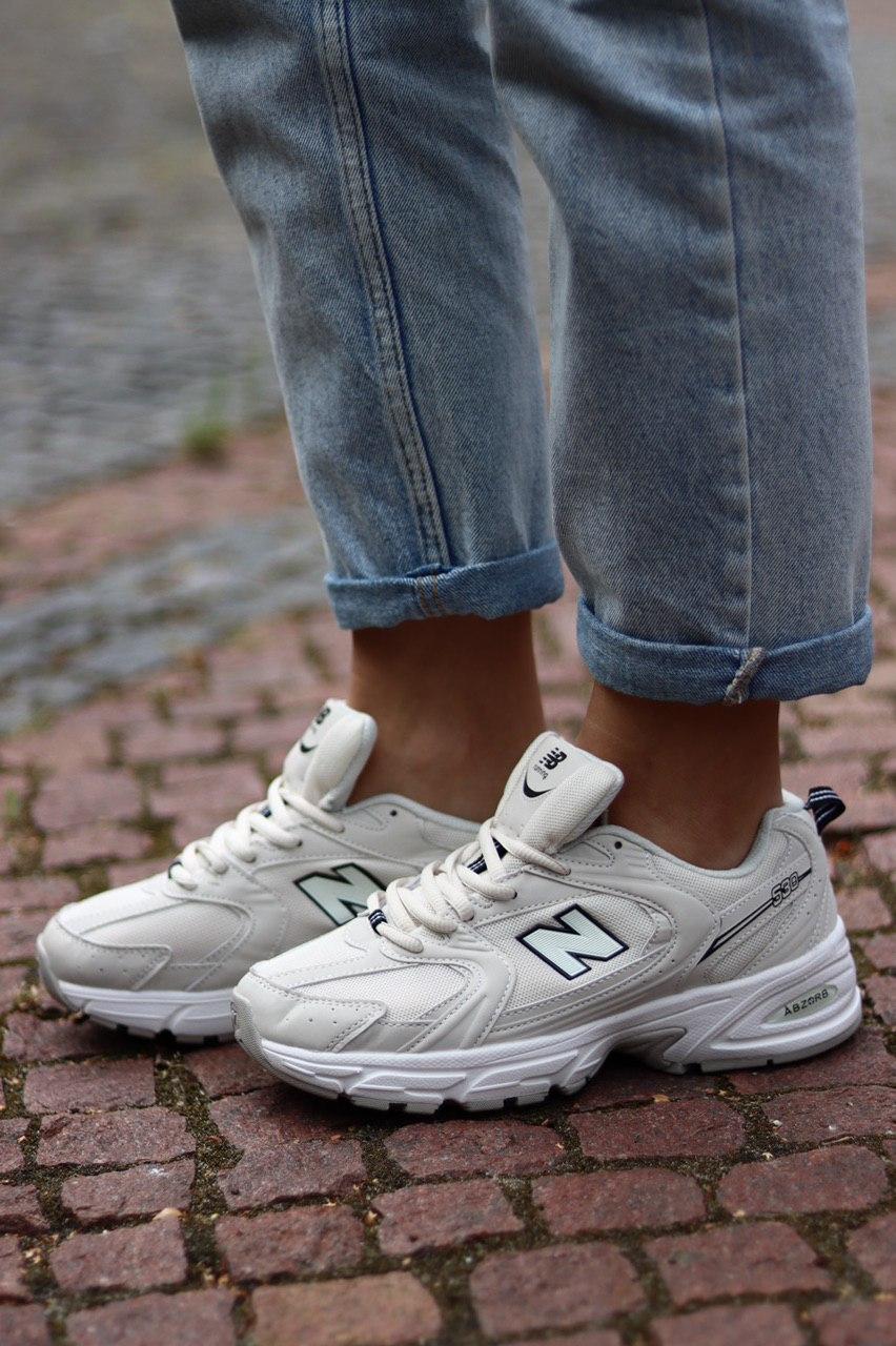 New Balance 530 Floral Ink Beige