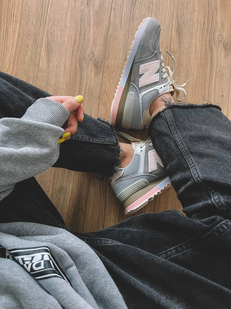 New Balance 574 Grey Beige Pink