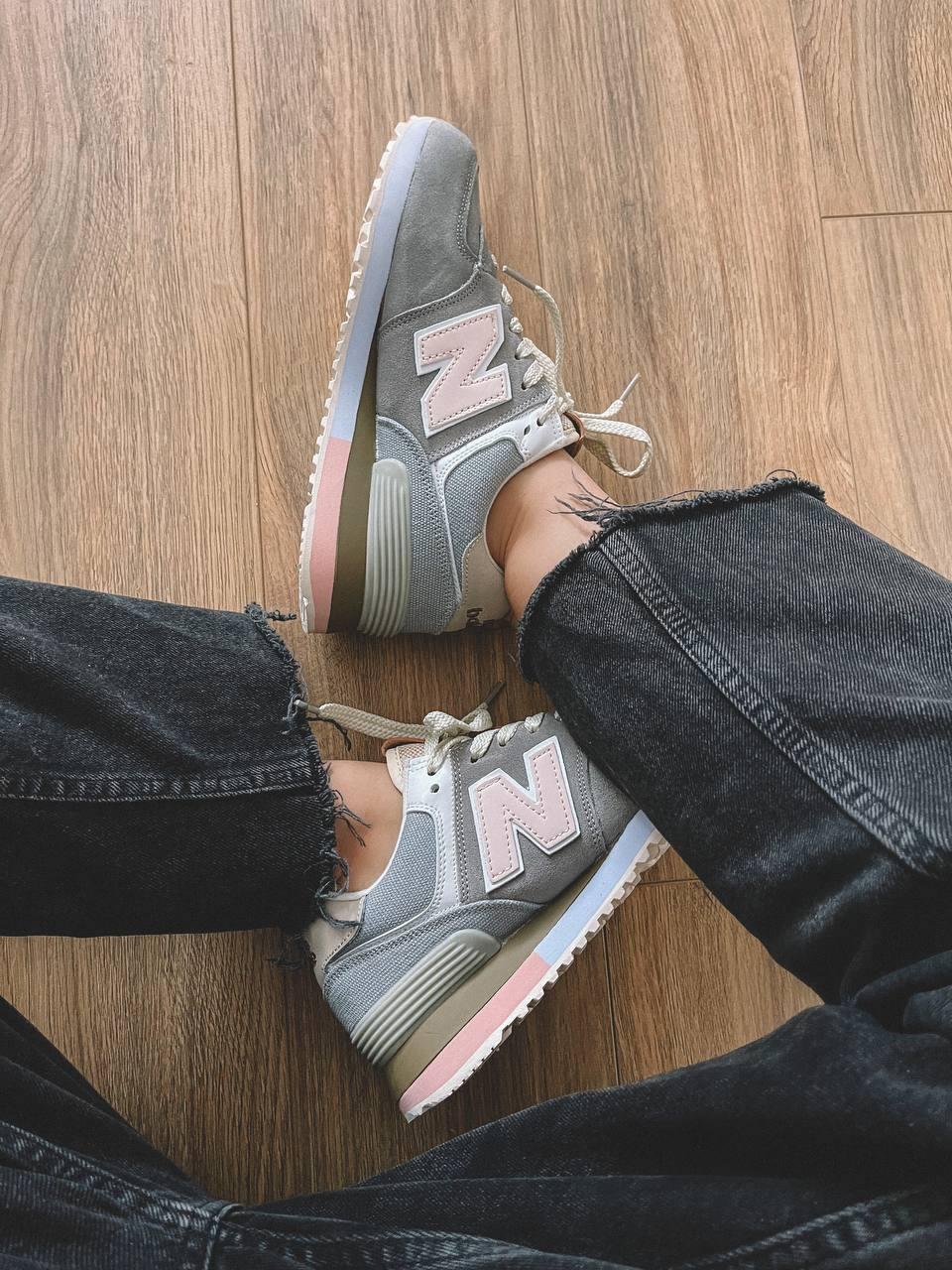 New Balance 574 Grey Beige Pink