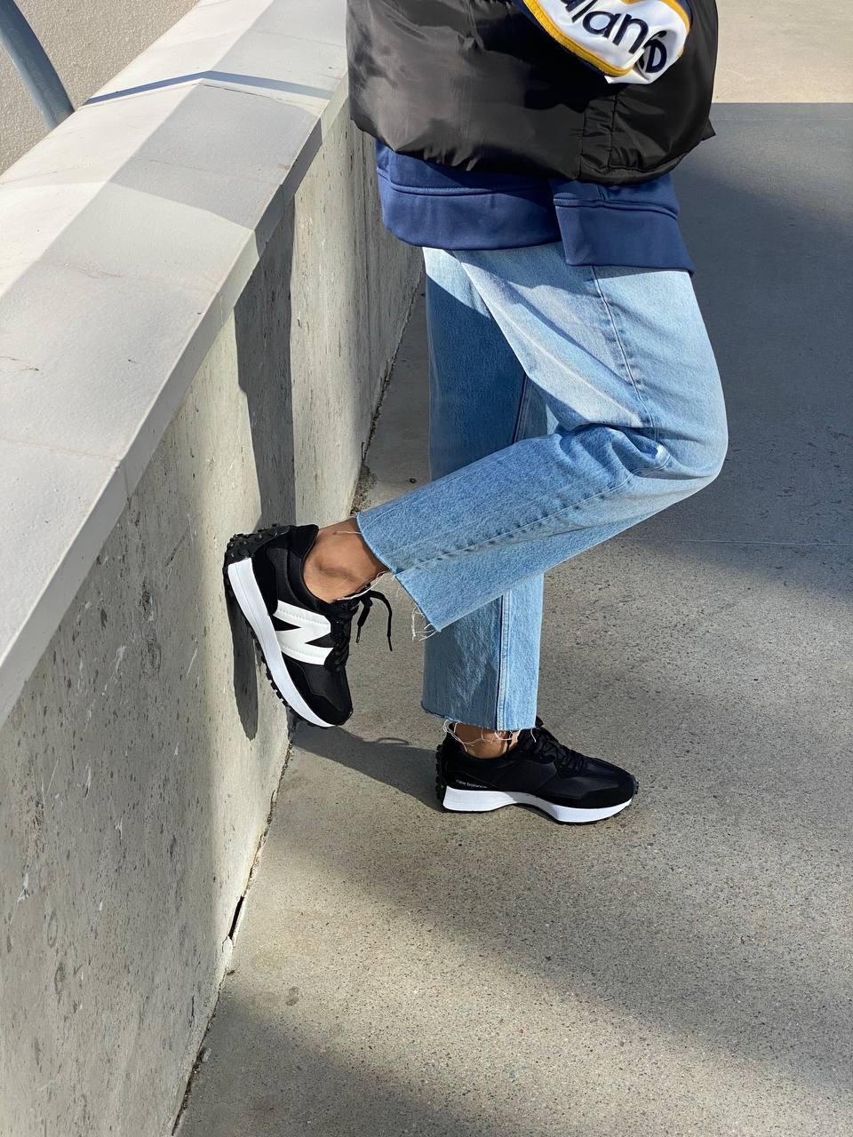 New Balance 327 Black White v3