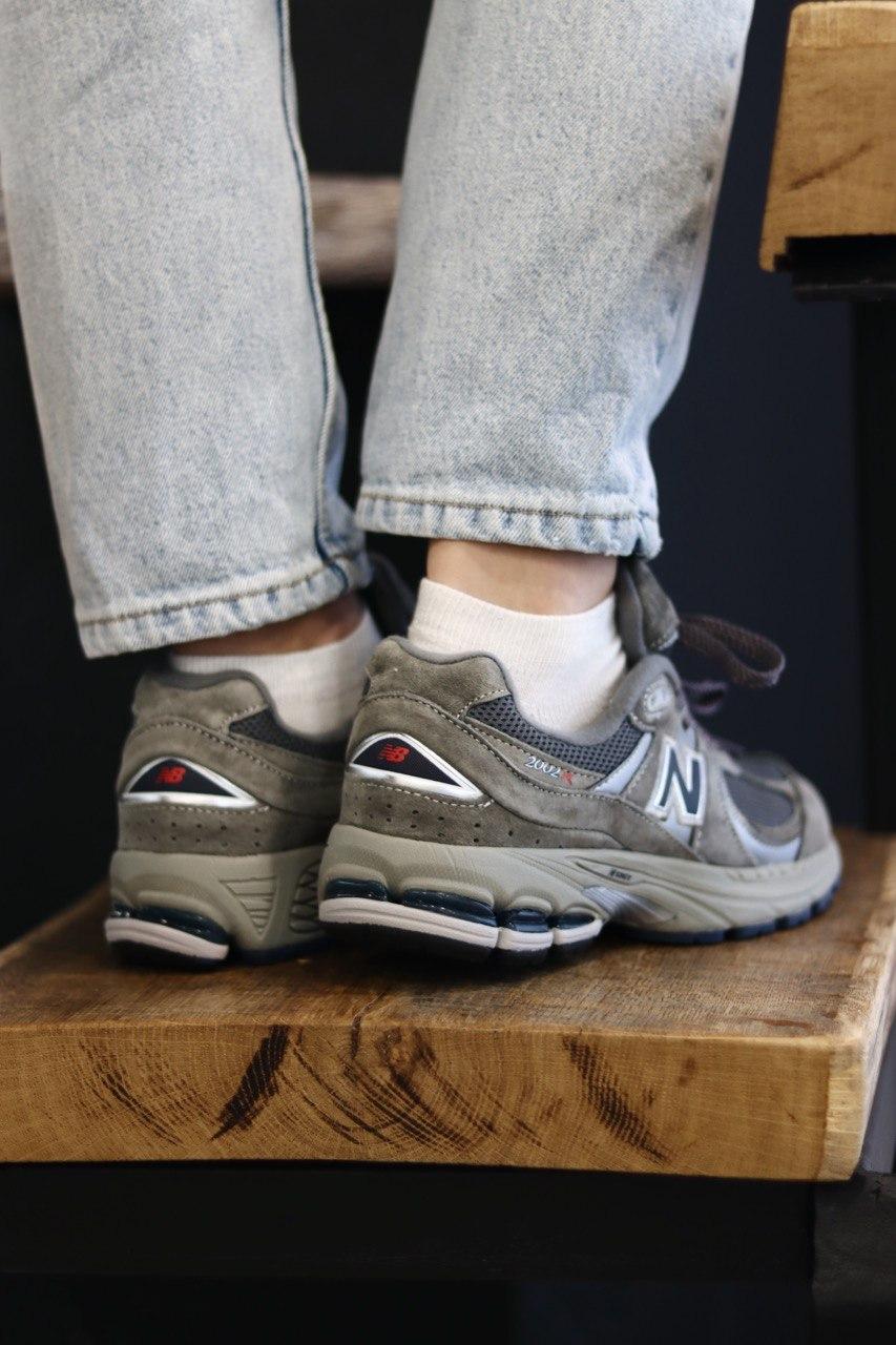New Balance 2002R Grey