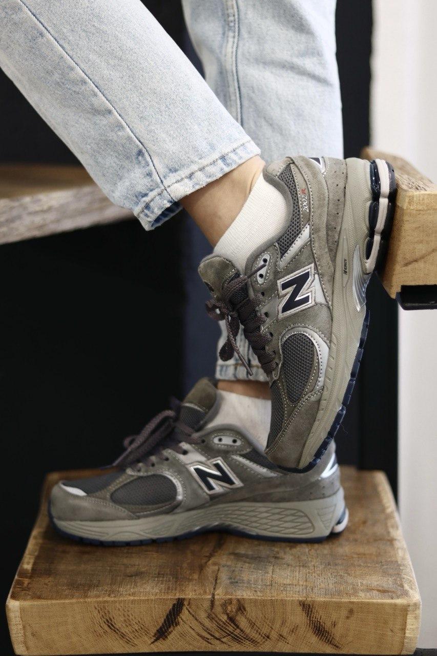 New Balance 2002R Grey