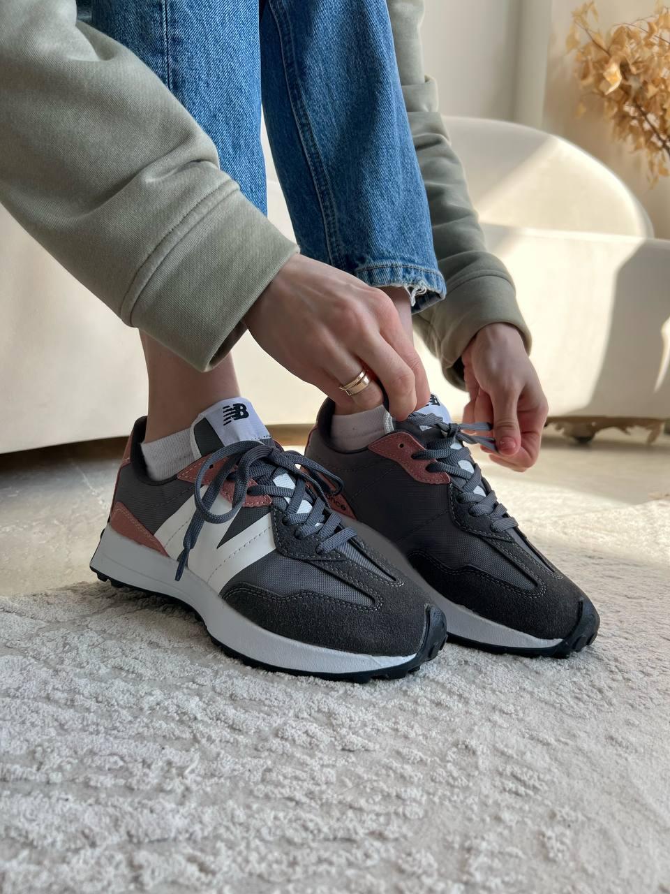 New Balance 327 Grey