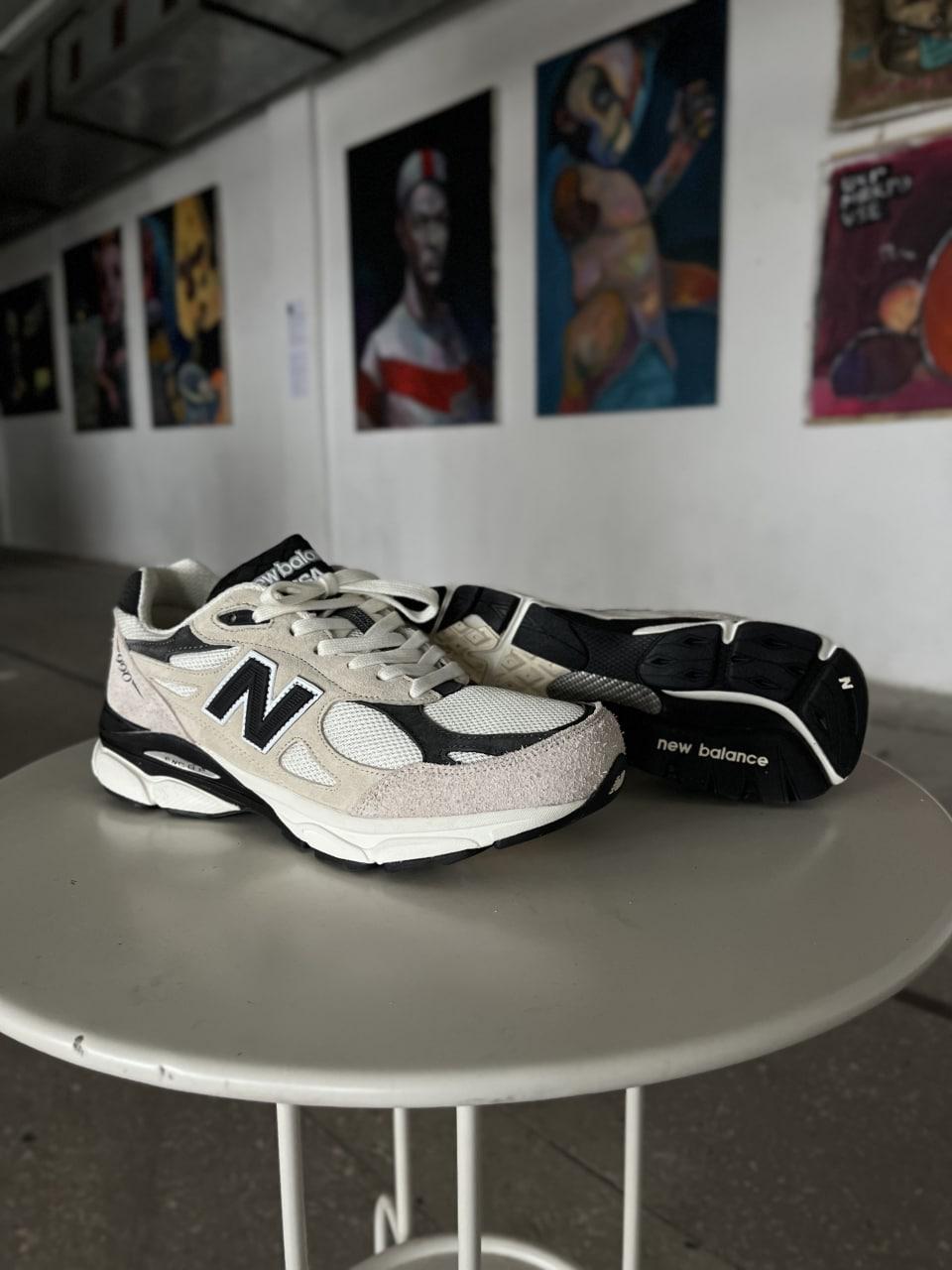 New Balance 990 Beige Black