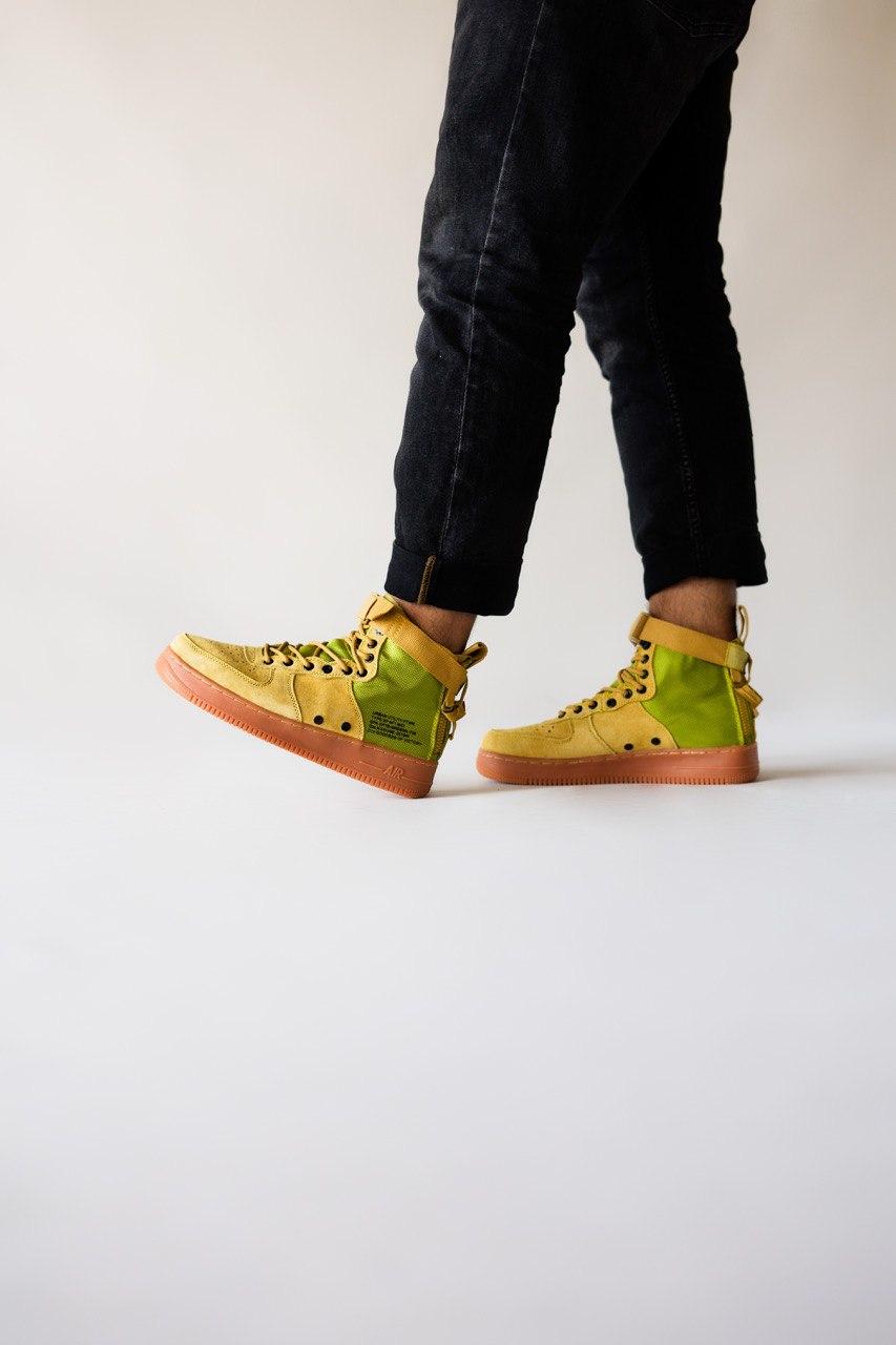 Nike Air Force 1 SF Olive