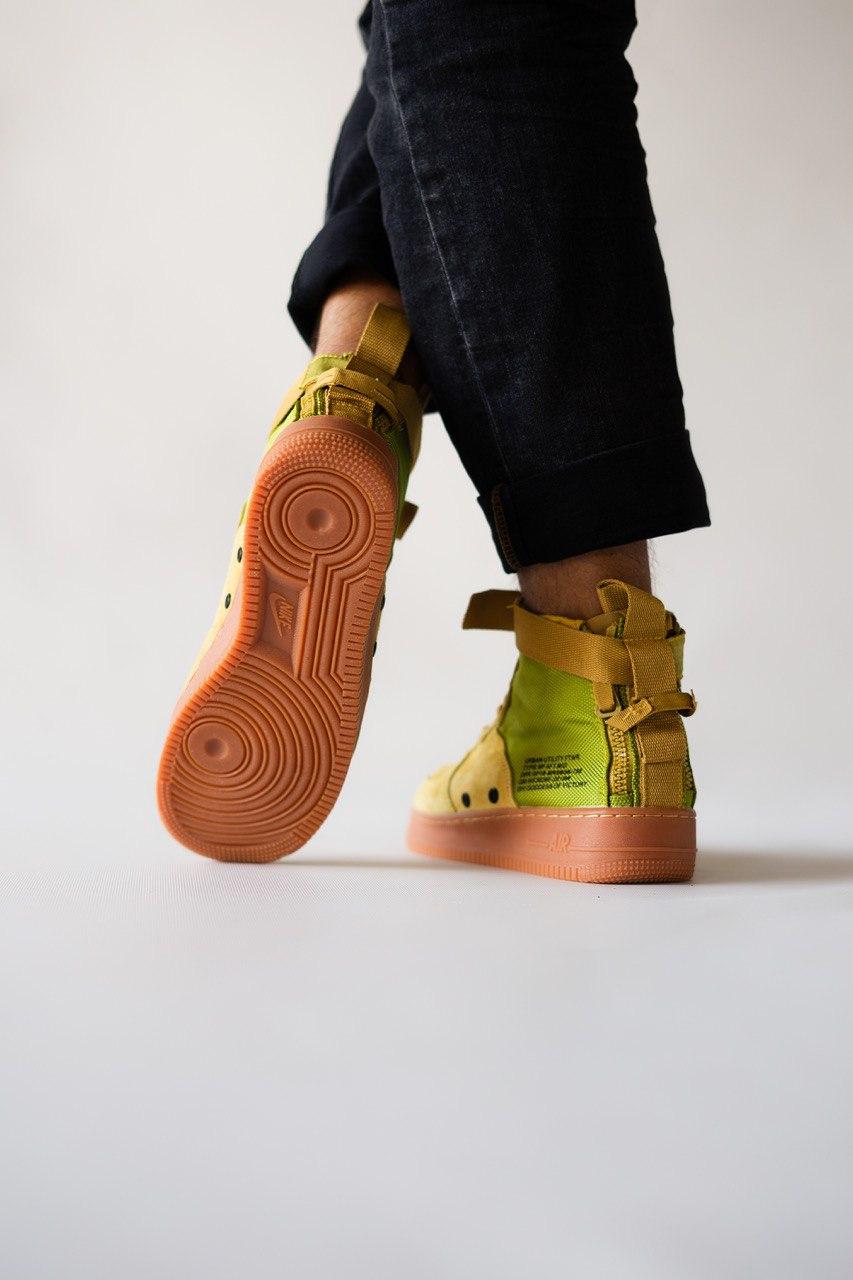Nike Air Force 1 SF Olive