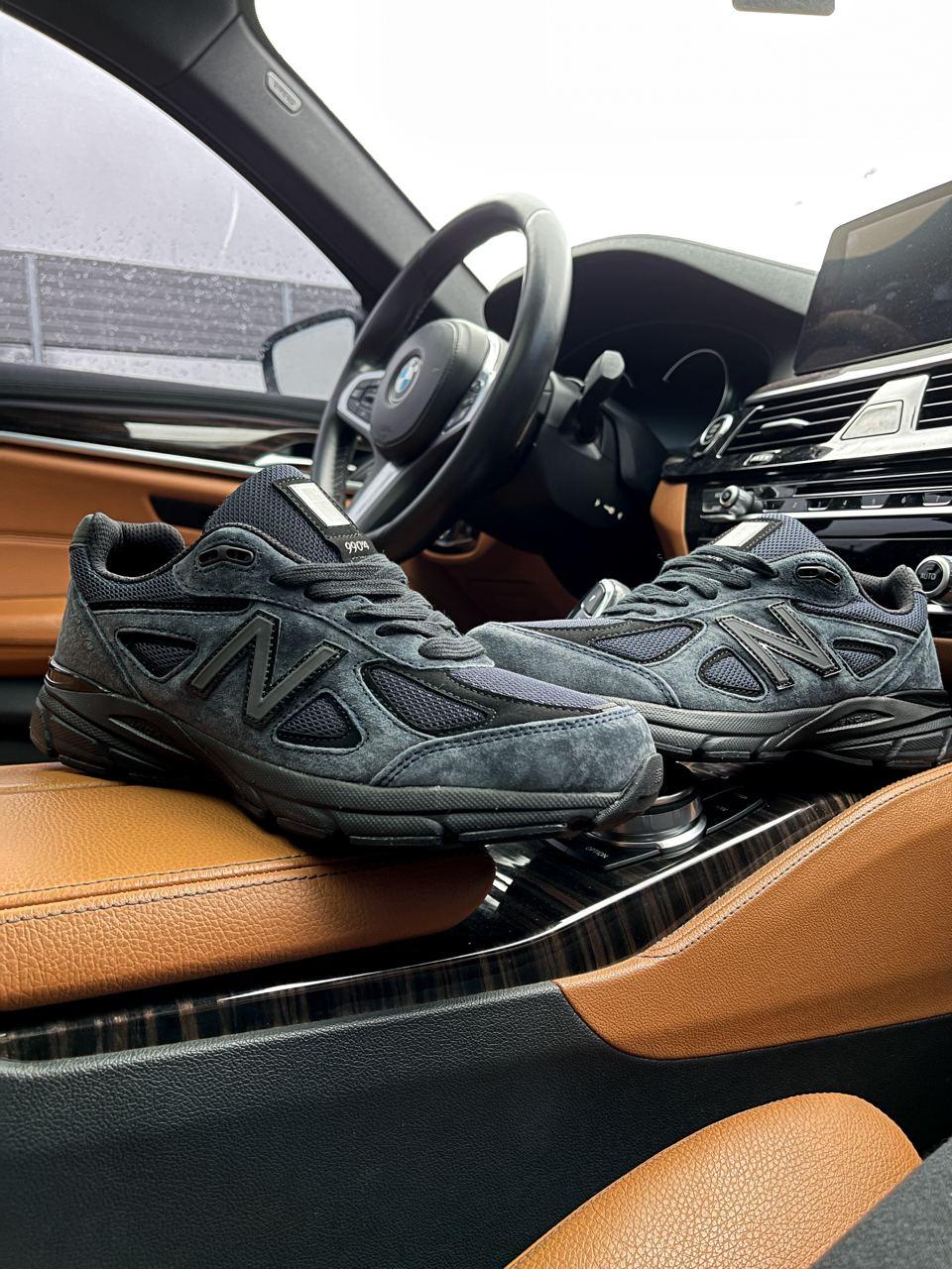 New Balance 990 v4 Grey