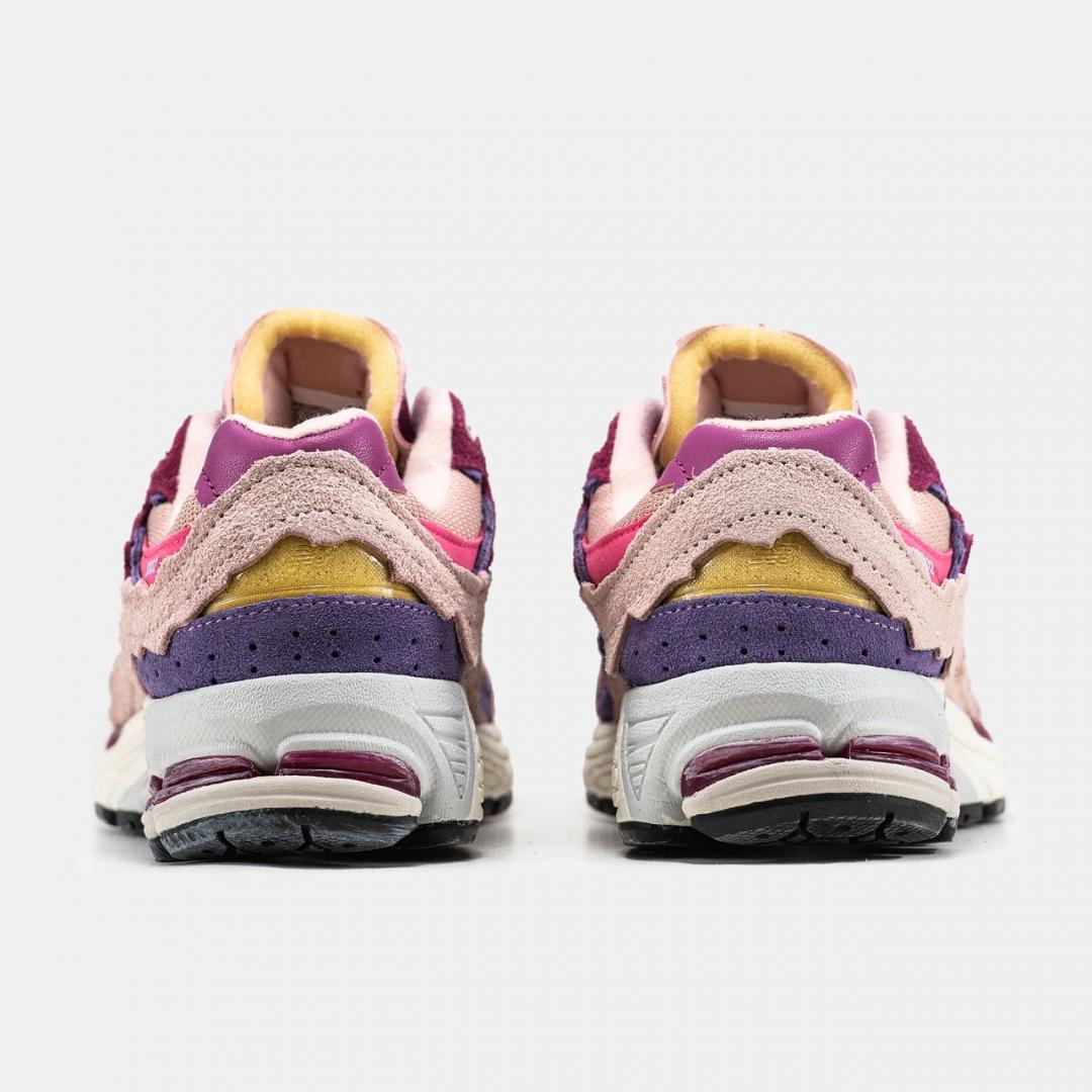 New Balance 2002R Pink