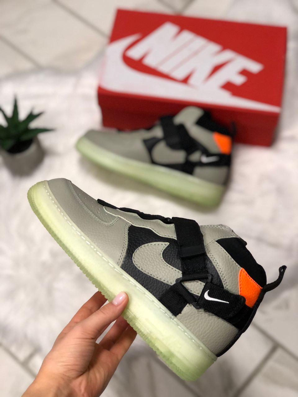 Nike Air Force 1 SF Night Neon