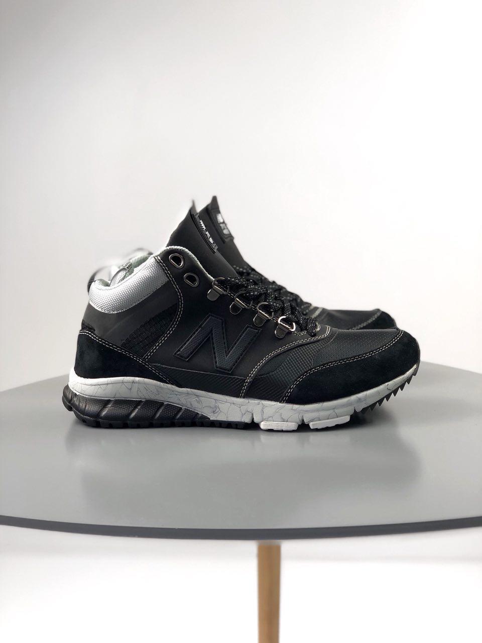 New Balance 710 Black Grey