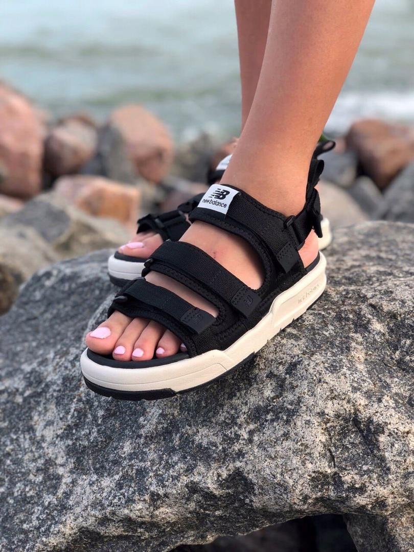 New Balance Black White 1