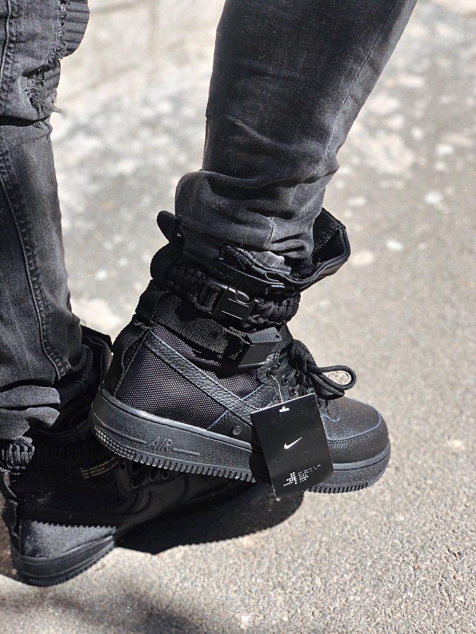 Nike Special Fled Air Force 1 Black