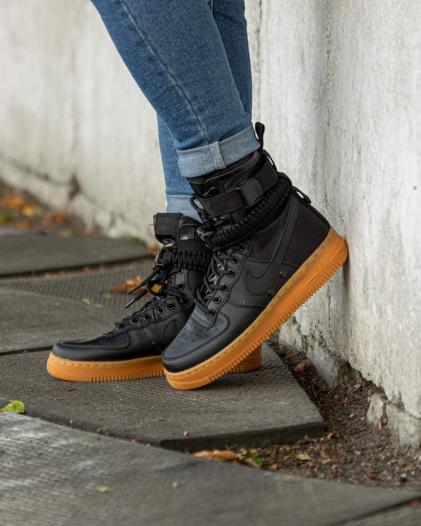 Nike Special Fled Air Force 1 Black Beige