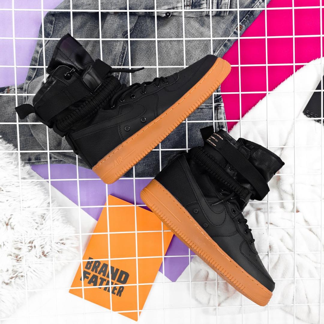 Nike Special Fled Air Force 1 Black Beige