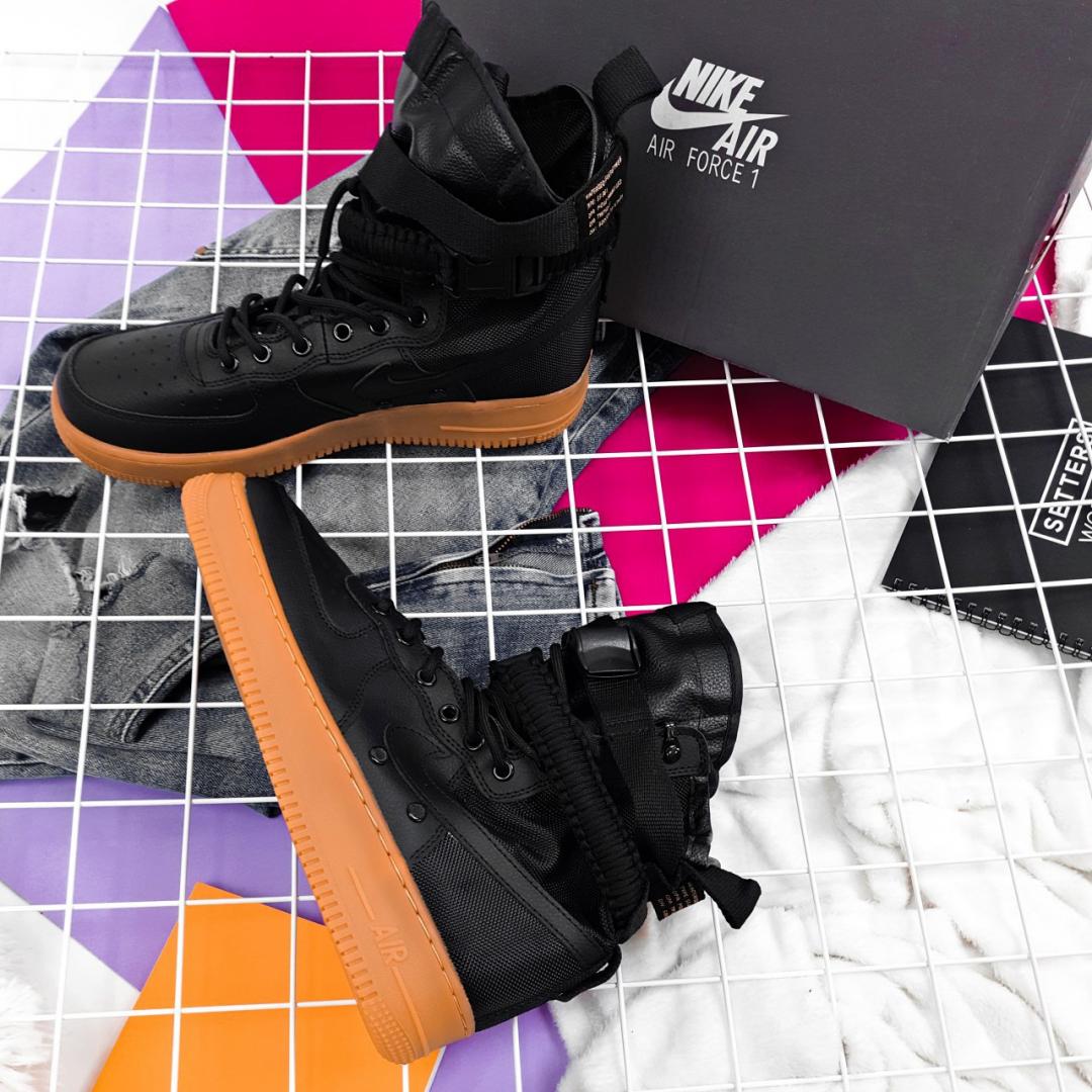 Nike Special Fled Air Force 1 Black Beige