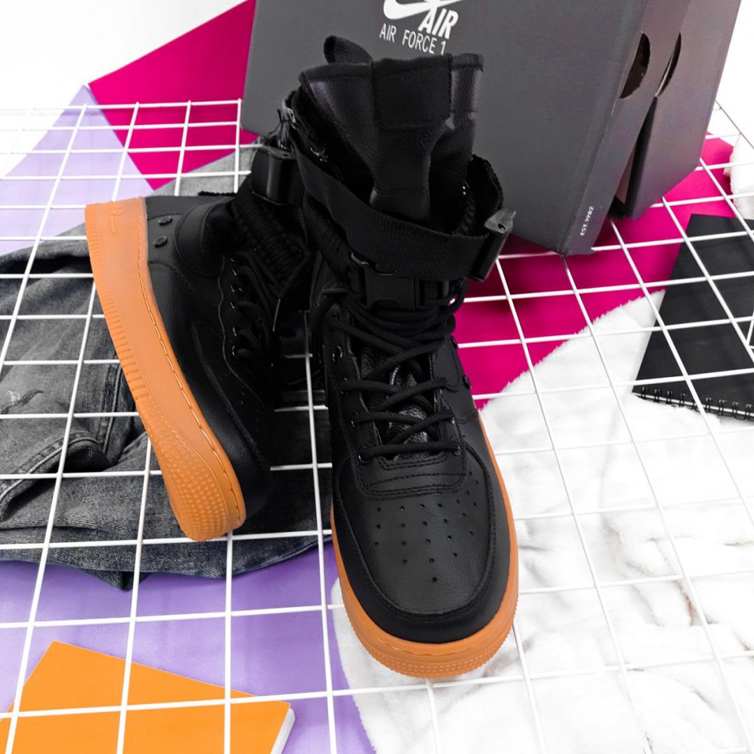 Nike Special Fled Air Force 1 Black Beige