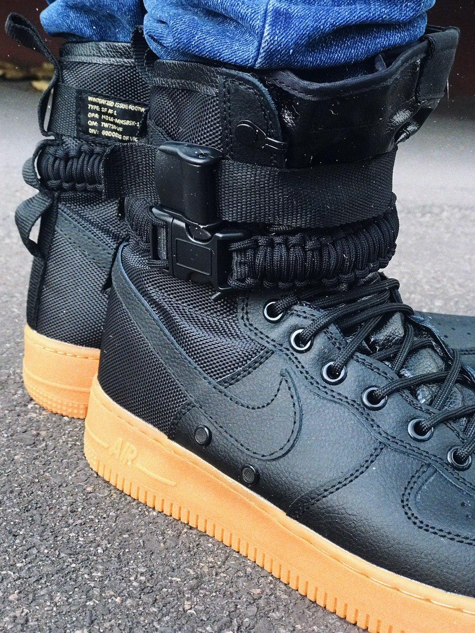 Nike Special Fled Air Force 1 Black Beige