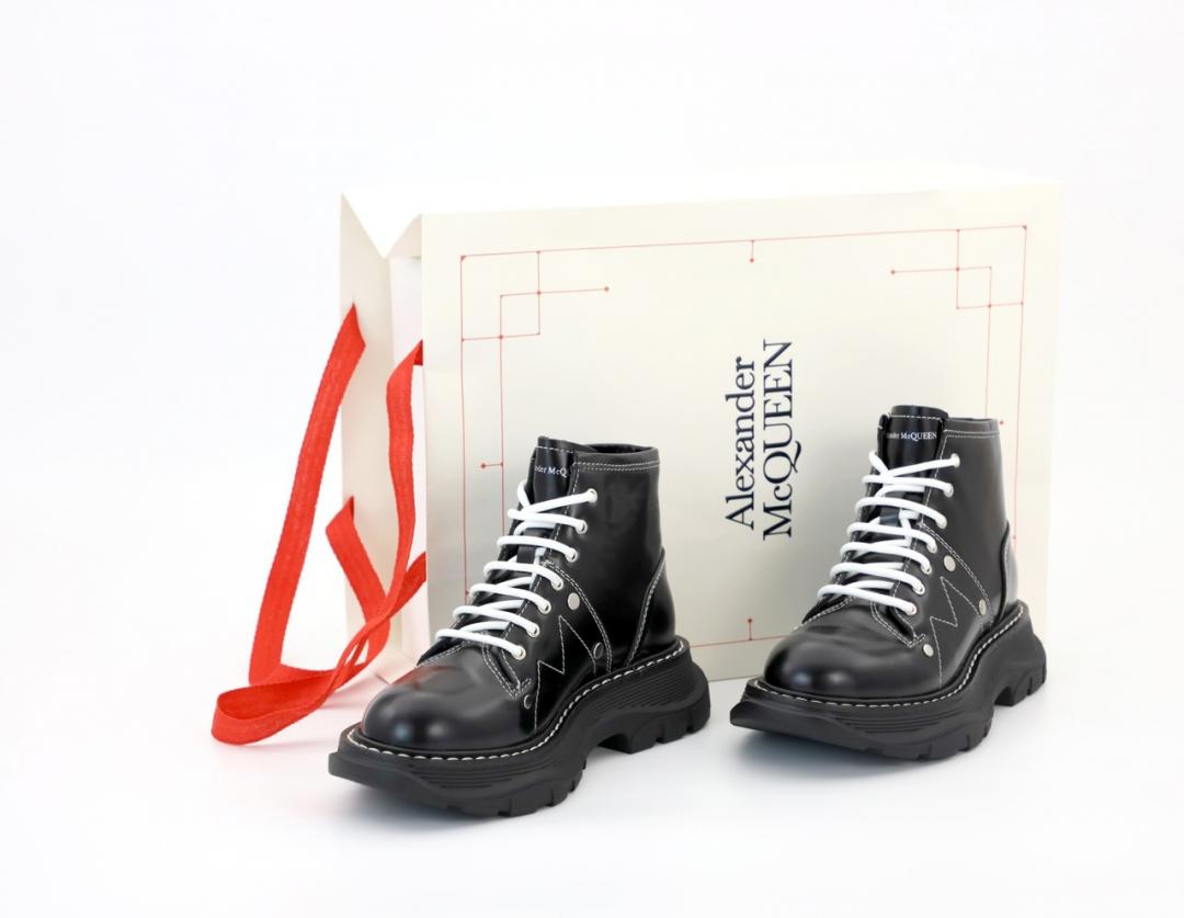 Alexander McQueen Boots Ankle Black 2