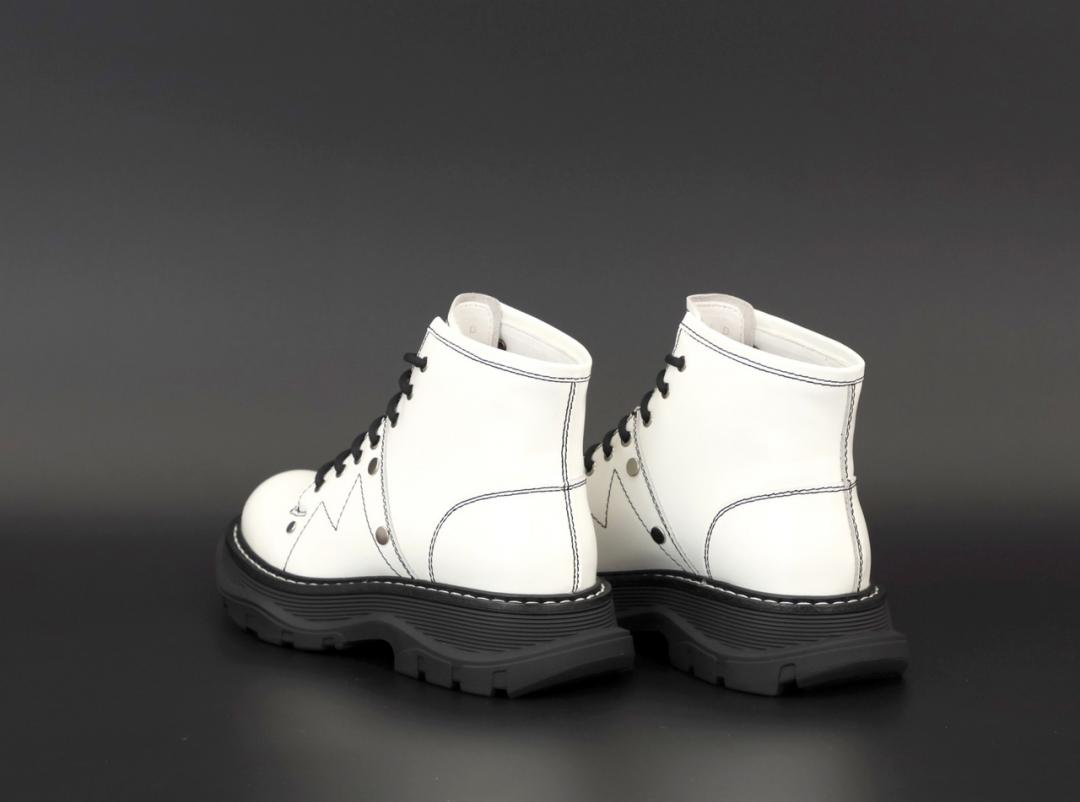Alexander McQueen Boots Ankle White Black