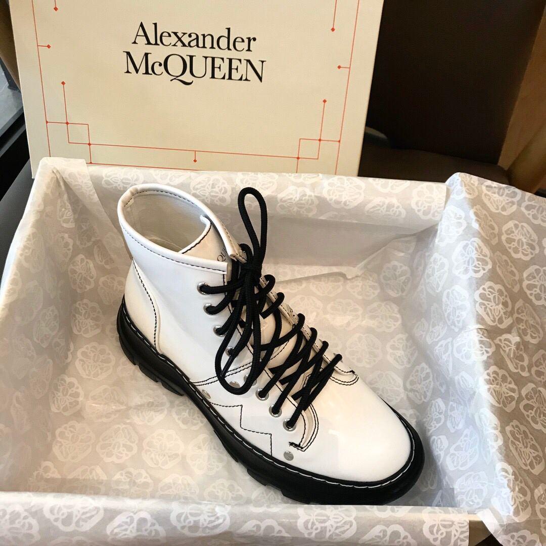 Alexander McQueen Boots Ankle White Black