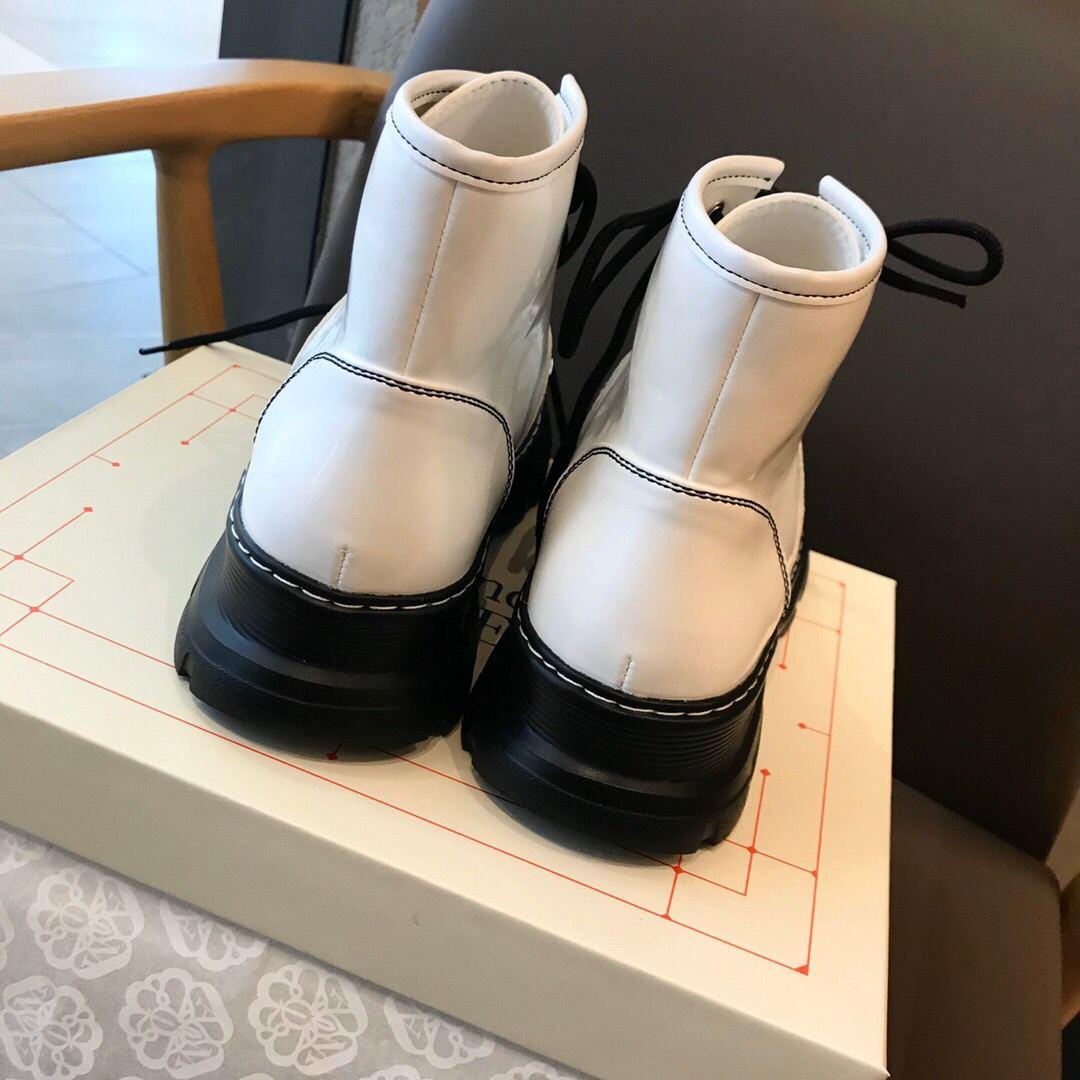 Alexander McQueen Boots Ankle White Black
