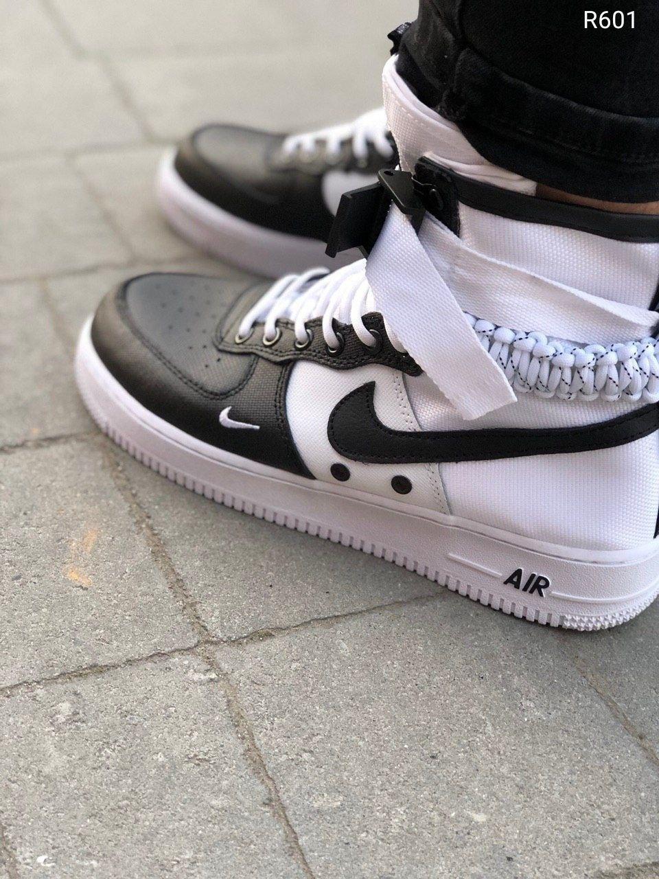 Nike Special Fled Air Force 1 White Black