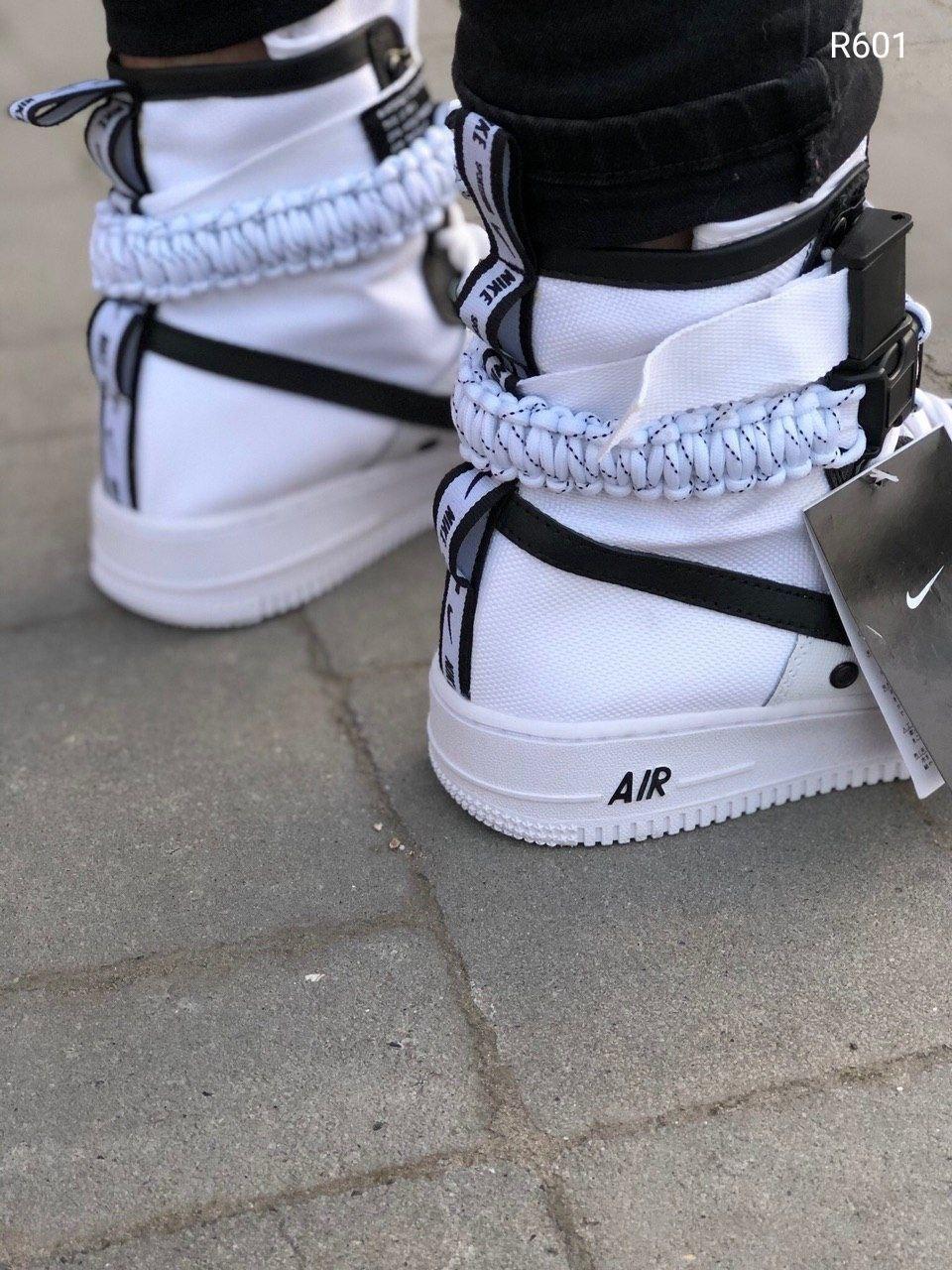 Nike Special Fled Air Force 1 White Black