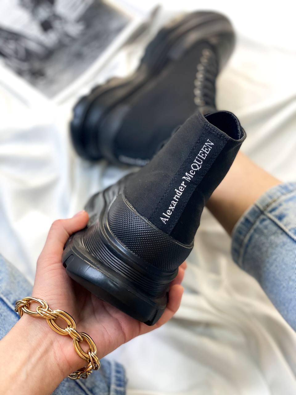 Alexander McQueen Tread Slick Black