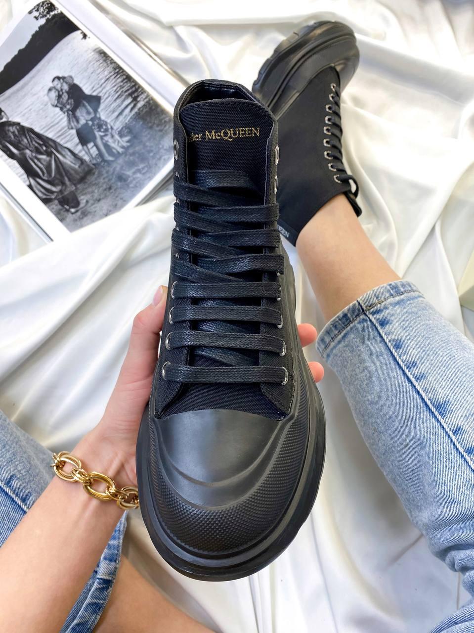 Alexander McQueen Tread Slick Black