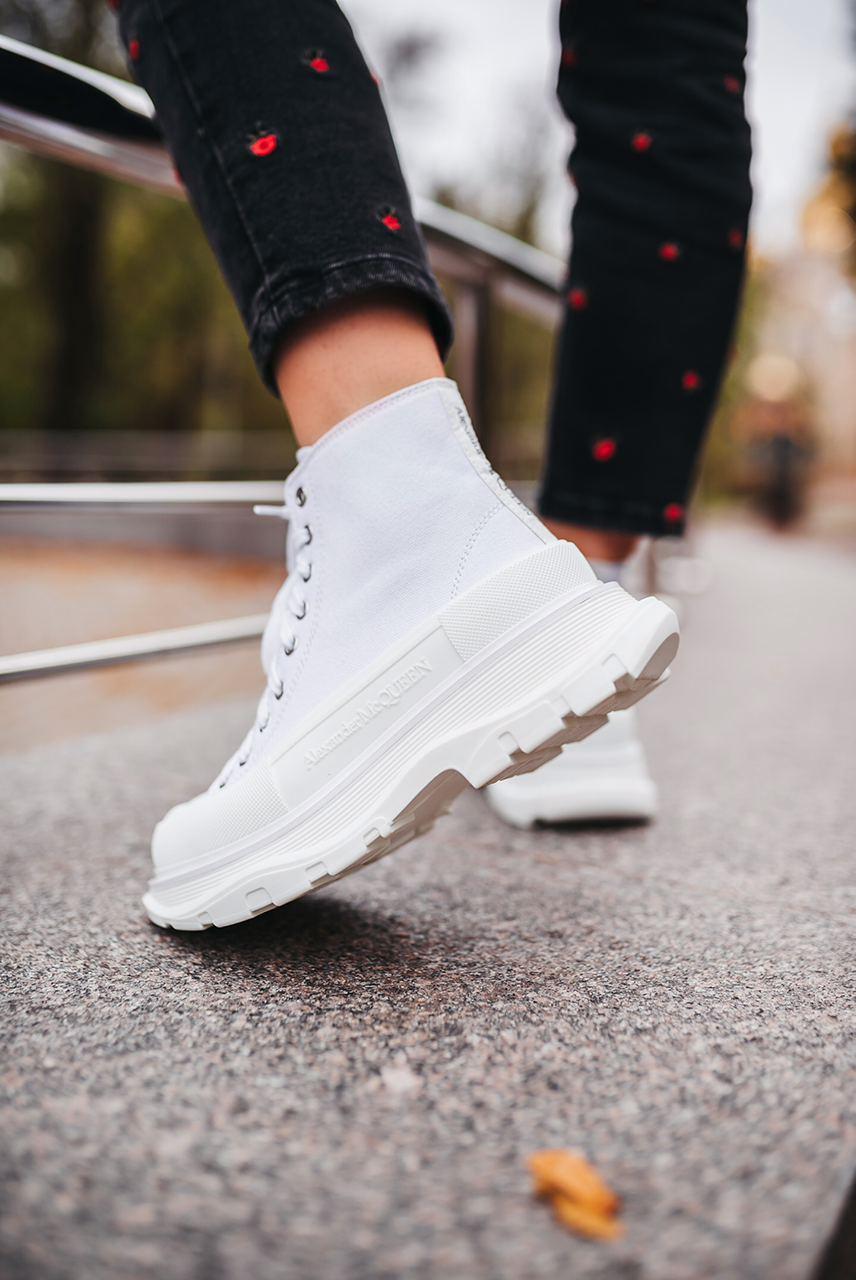 Alexander McQueen Tread Slick Full White