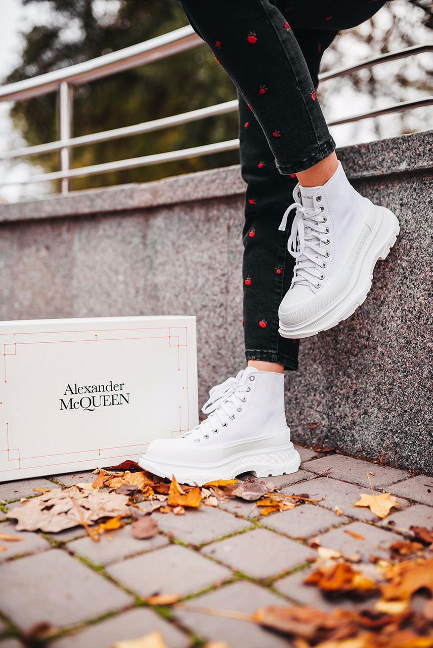Alexander McQueen Tread Slick Full White