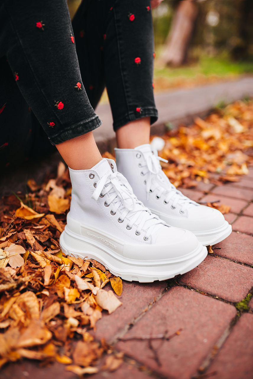 Alexander McQueen Tread Slick Full White