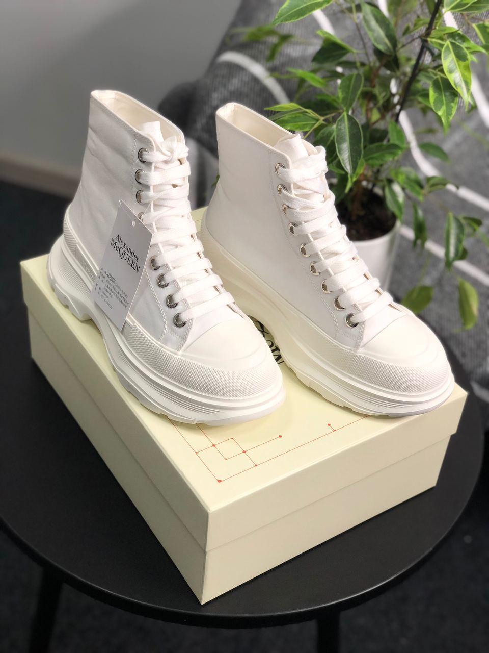 Alexander McQueen Tread Slick Full White