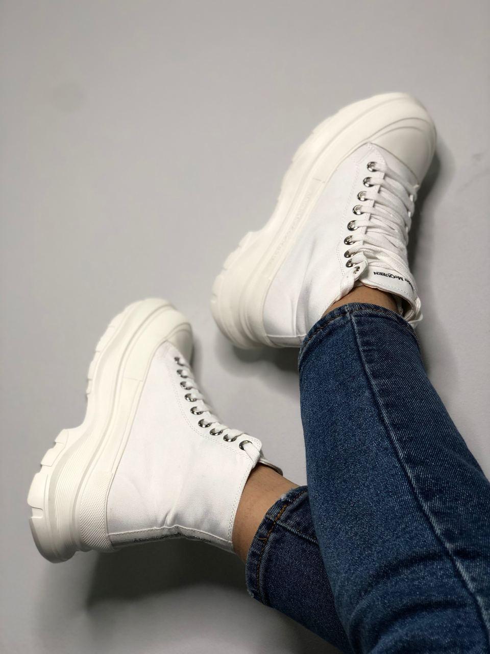 Alexander McQueen Tread Slick Full White