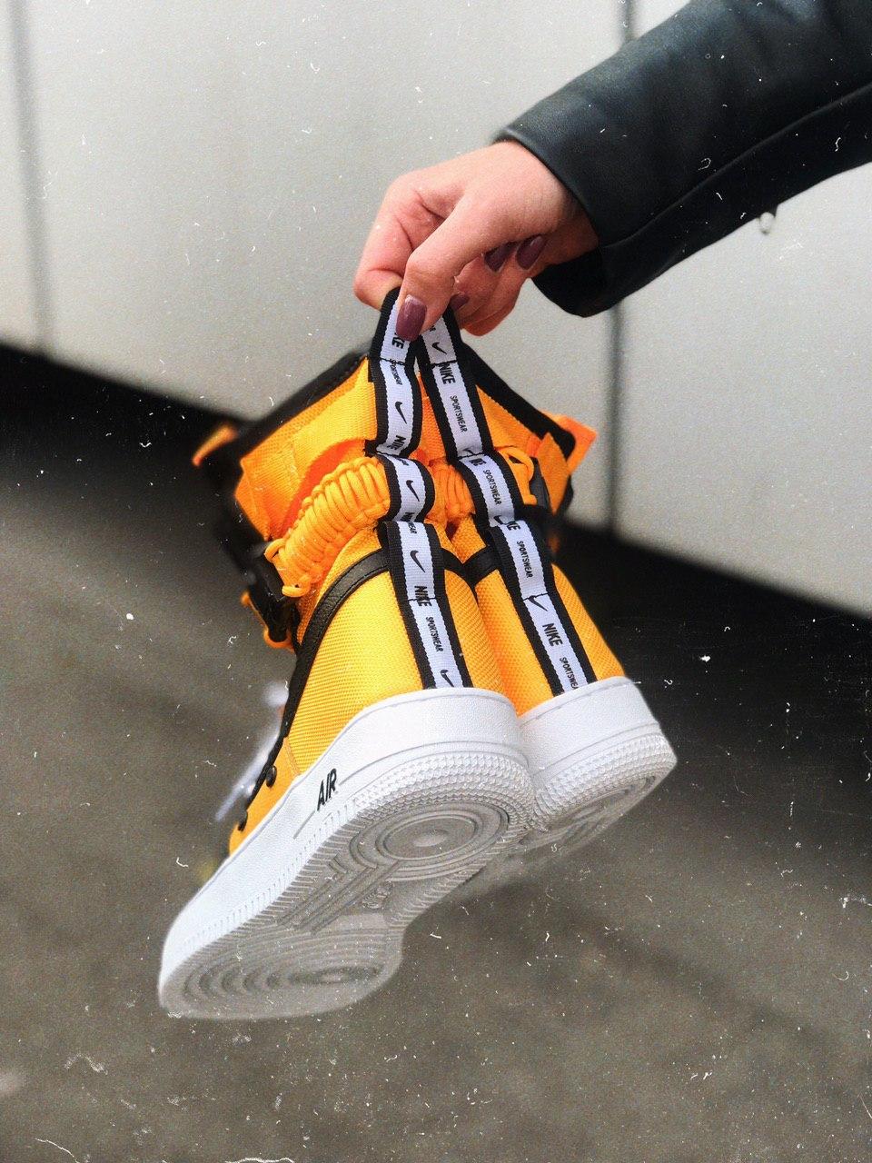 Nike Special Fled Air Force 1 Yellow White Black