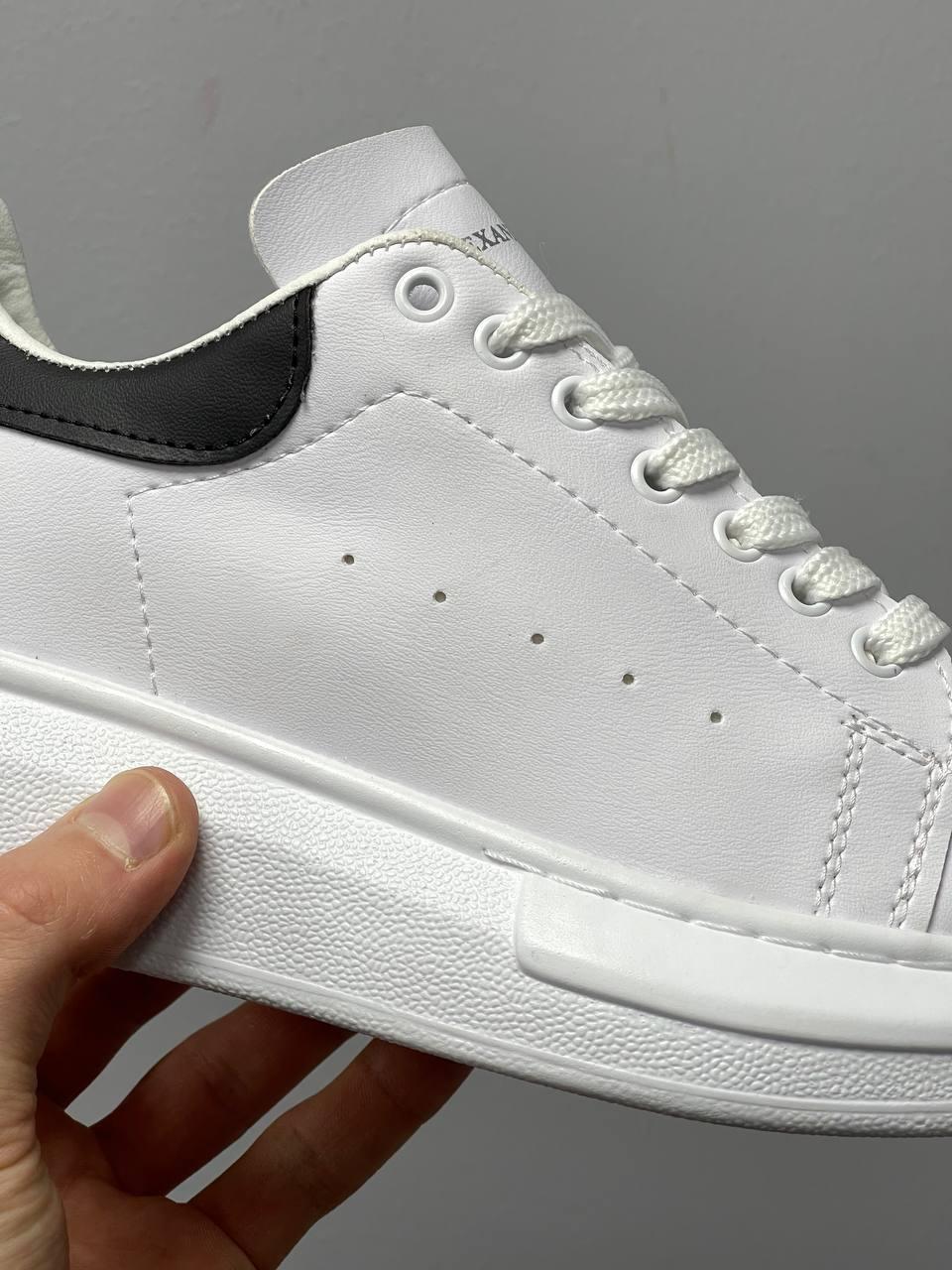 Alexander McQueen Low White Black 2.0