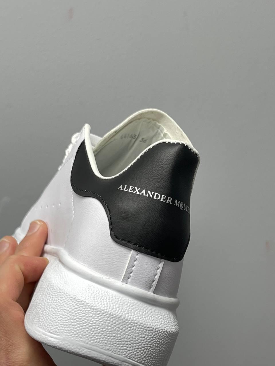 Alexander McQueen Low White Black 2.0