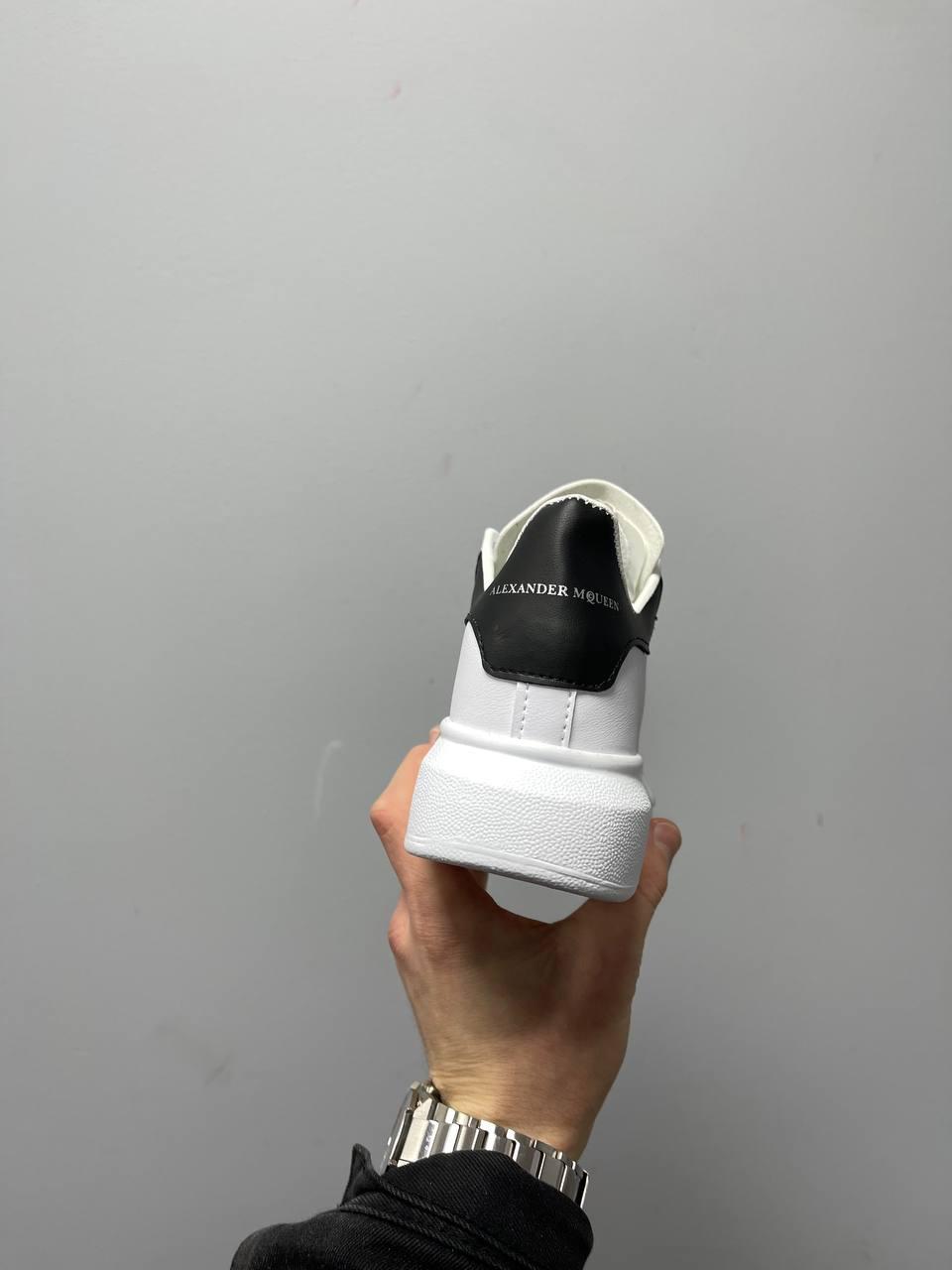 Alexander McQueen Low White Black 2.0