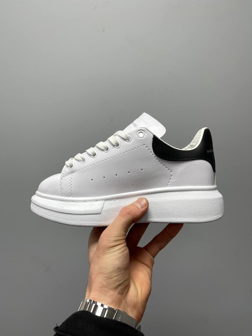Alexander McQueen Low White Black 2.0
