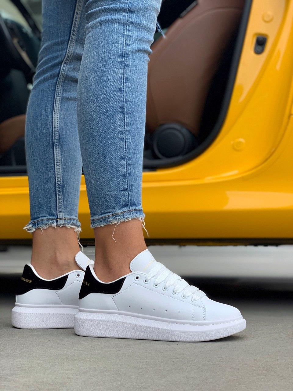 Alexander McQueen Low White Black 1