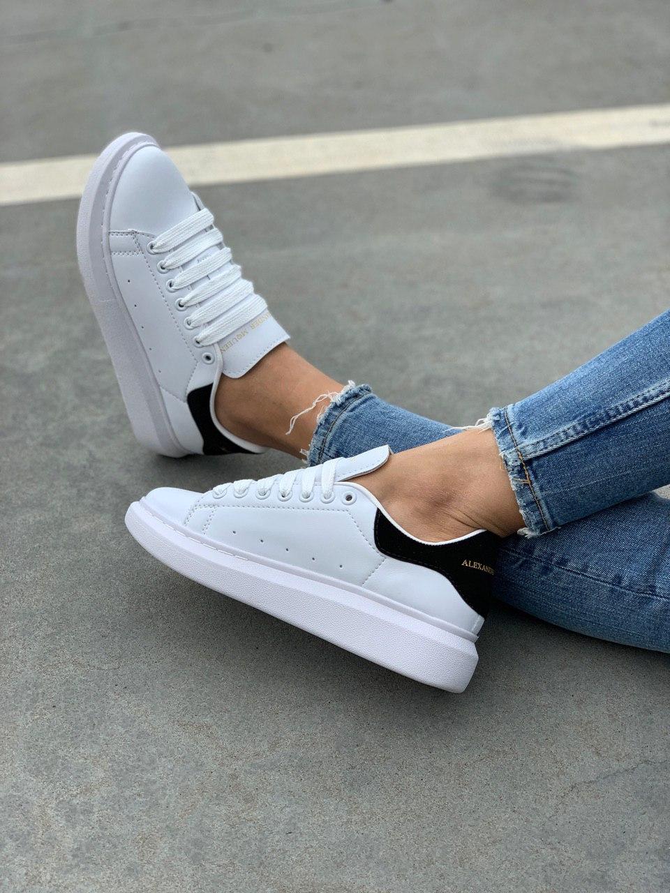 Alexander McQueen Low White Black 1