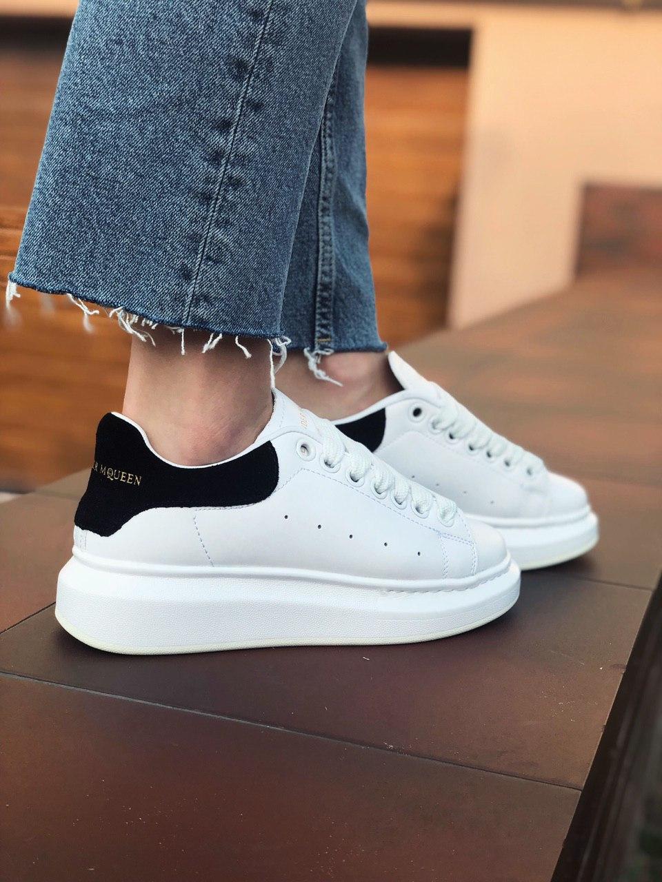 Alexander McQueen Low White Black 2