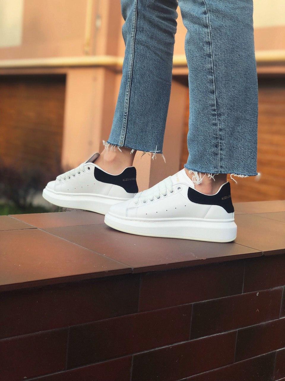 Alexander McQueen Low White Black 2