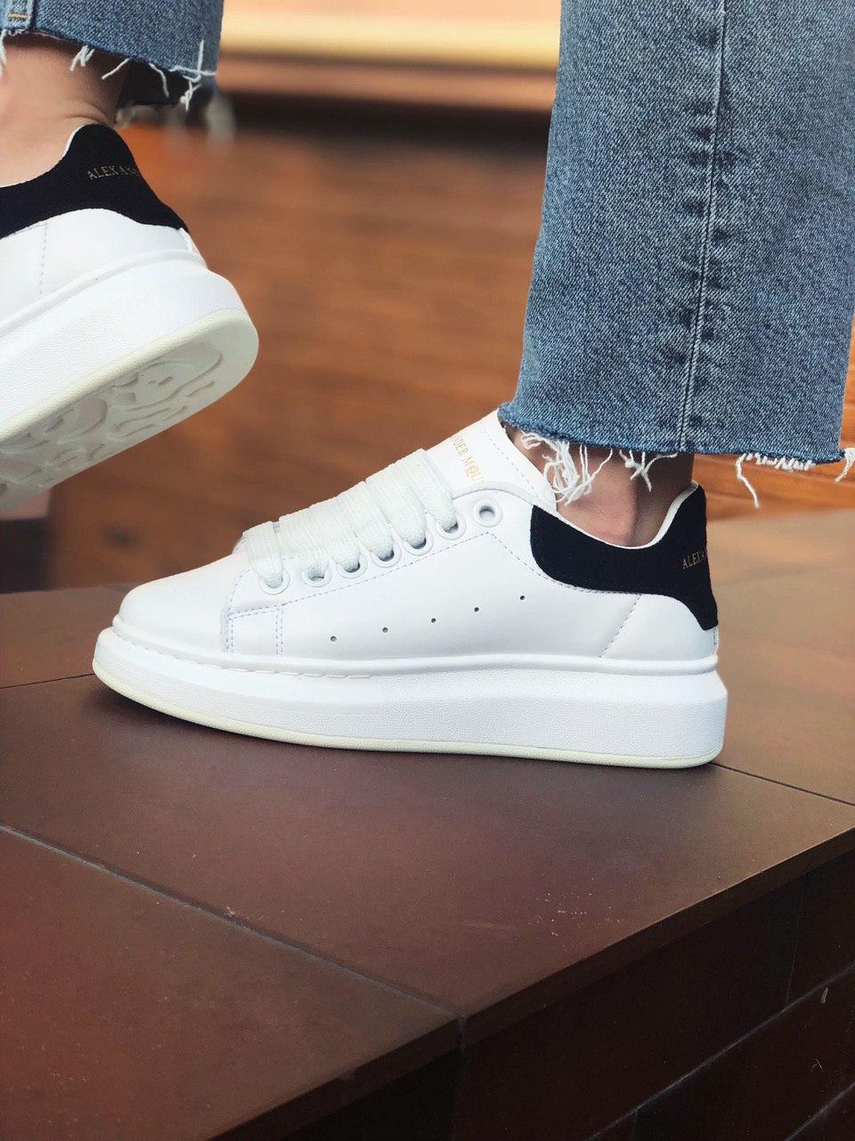 Alexander McQueen Low White Black 2
