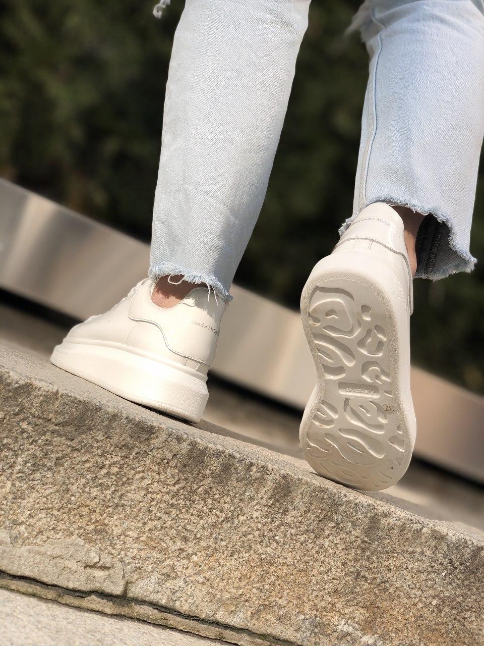 Alexander McQueen Low White Pearl