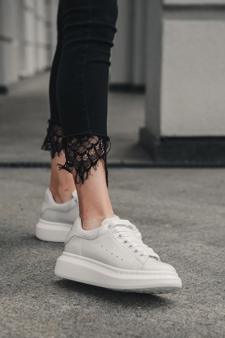 Alexander McQueen Low White Pearl 2